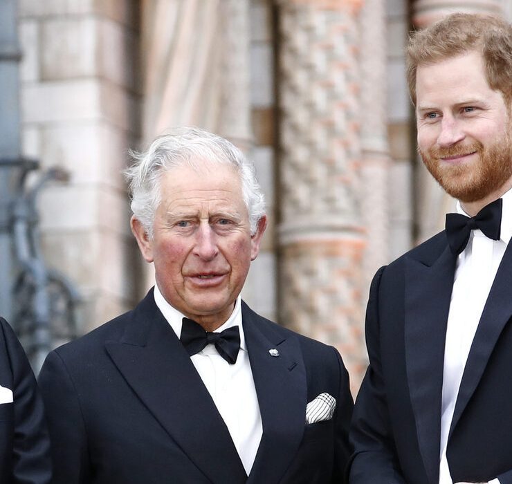 Принц Гарри задумывается о воссоединении с королевской семьей