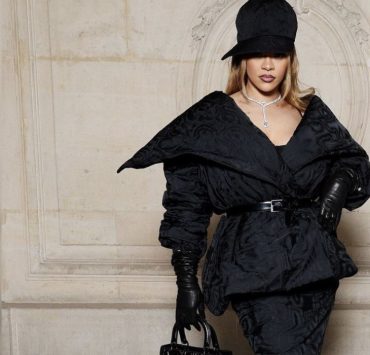 Рианна, Натали Портман и не только: парад звезд на шоу Dior в Париже