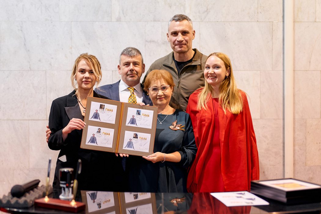 Віталій Кличко, Міхаель Бродський та інші гості прем’єри фільму «Ґолда»