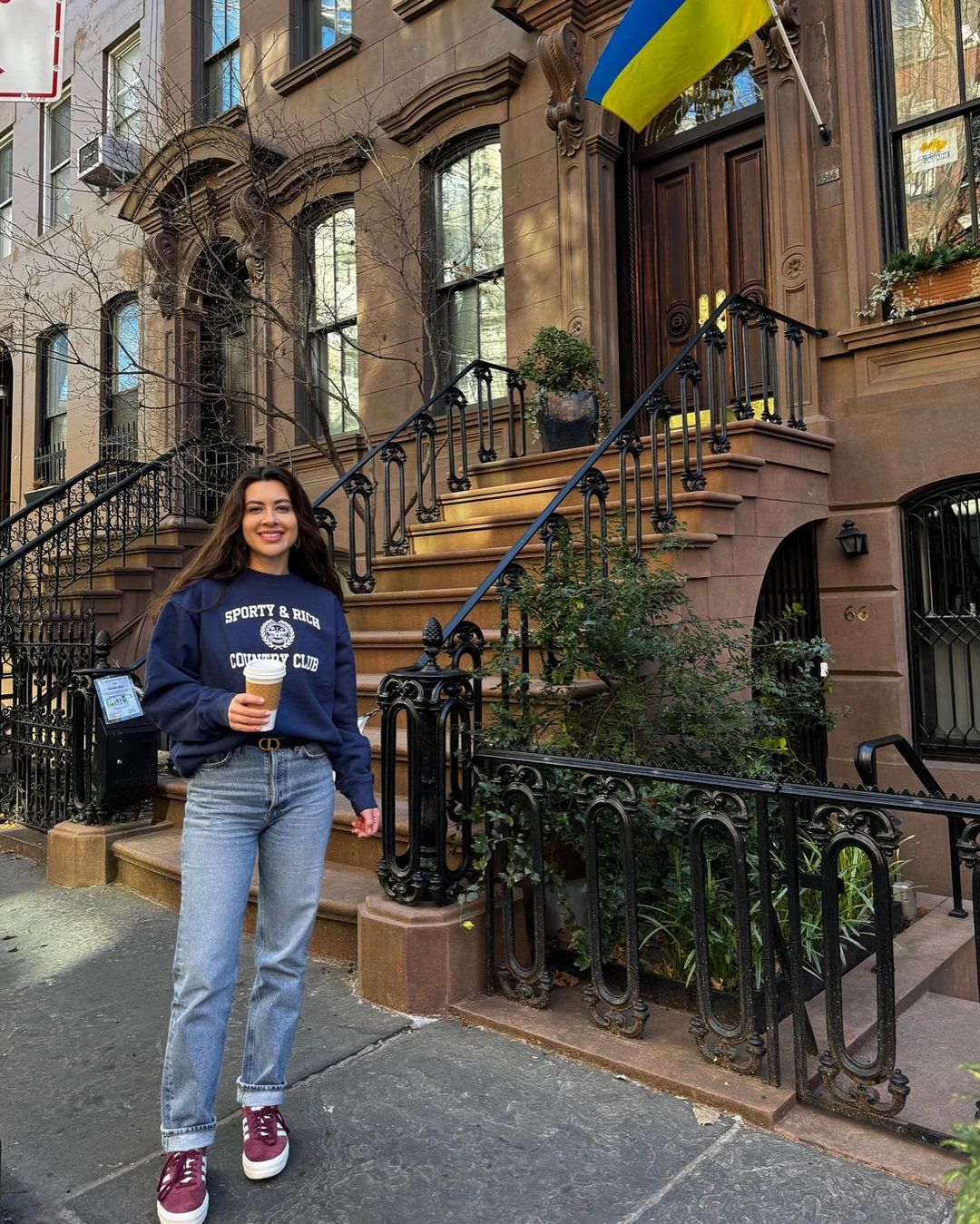 Знакове місце: Раміна навідалася до будинку Керрі Бредшоу в Нью-Йорку