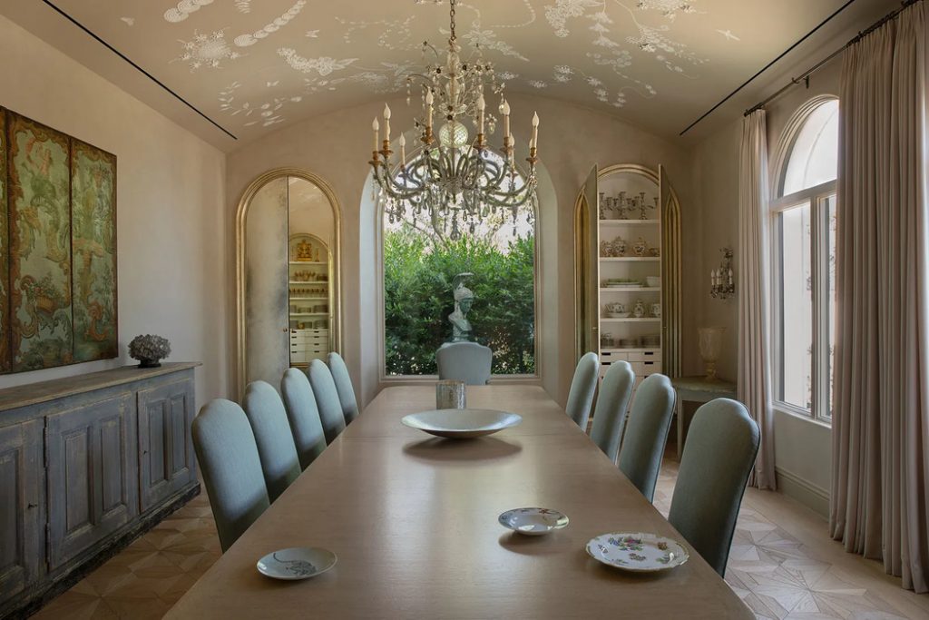 София Вергара показала свой роскошный дом за $26 миллионов