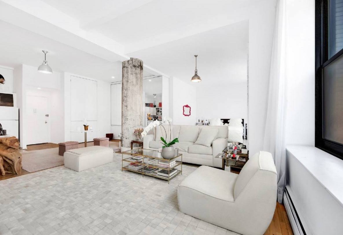 Алина Байкова снова продает свою квартиру на Манхэттене