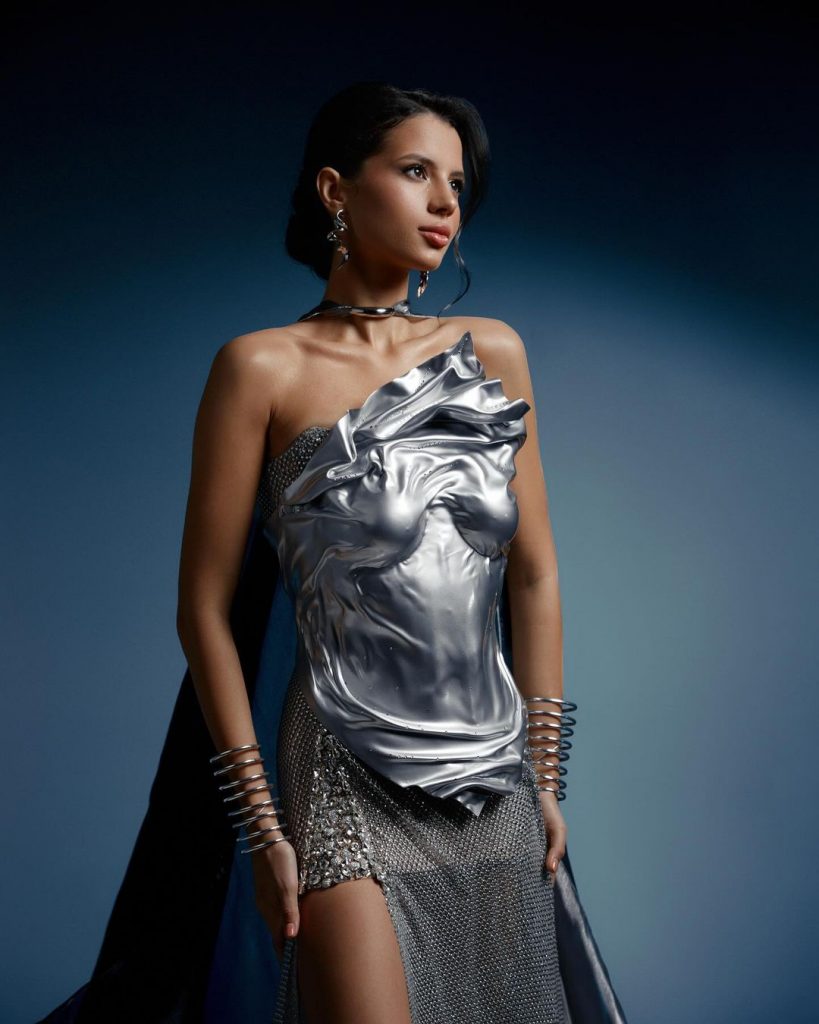 «Стальная леди»: София Шамия показала главное вечернее платье на «Мисс мира»