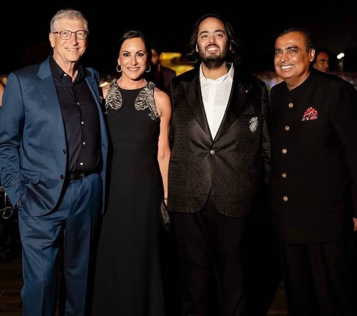 Свадьба года: Рианна, Цукерберг и Билл Гейтс на роскошном празднике индийского богача