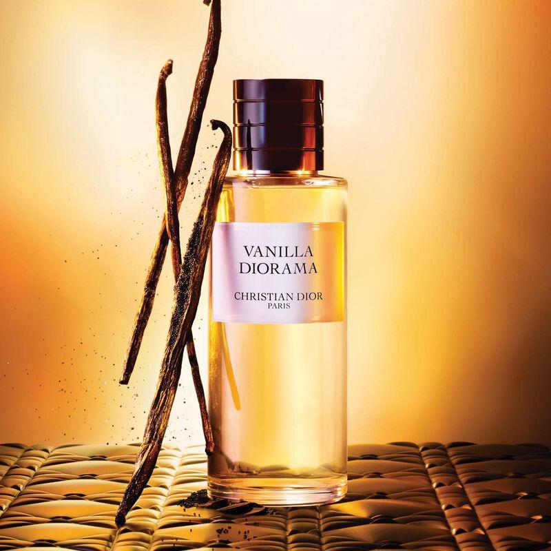 Магия аромата: 10 вечерних парфюмов унисекс