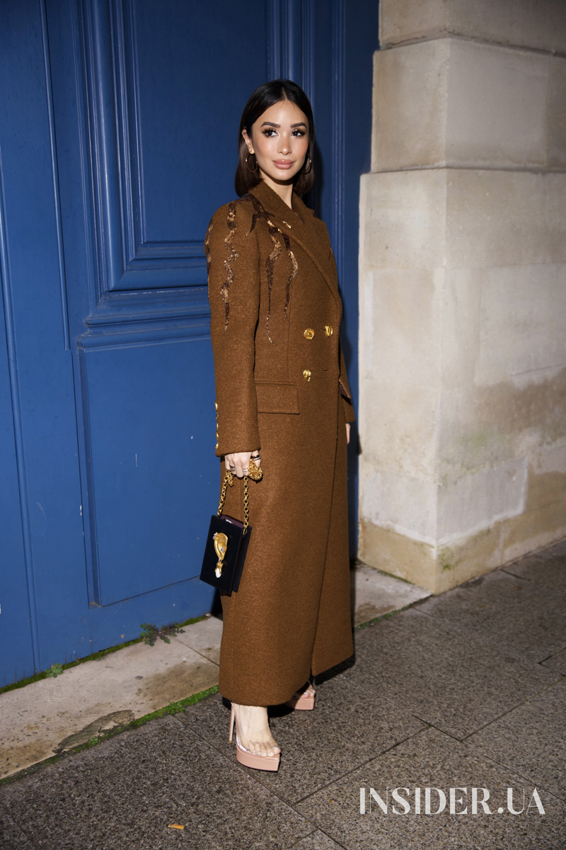 Streetstyle: Леоні Ганне та інші гості шоу Schiaparelli в об’єктиві Ірини Нестеренко