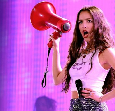 Олівія Родріґо на своєму концерті влаштувала акцію проти заборони абортів