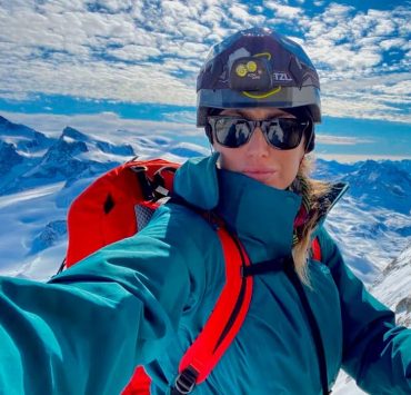Ірина Галай підкорила найнебезпечнішу гору у світі й присвятила сходження жінкам у ЗСУ