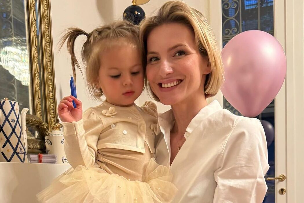 Как Елизавета Юрушева и Александр Скичко поздравили дочь с 2-летием