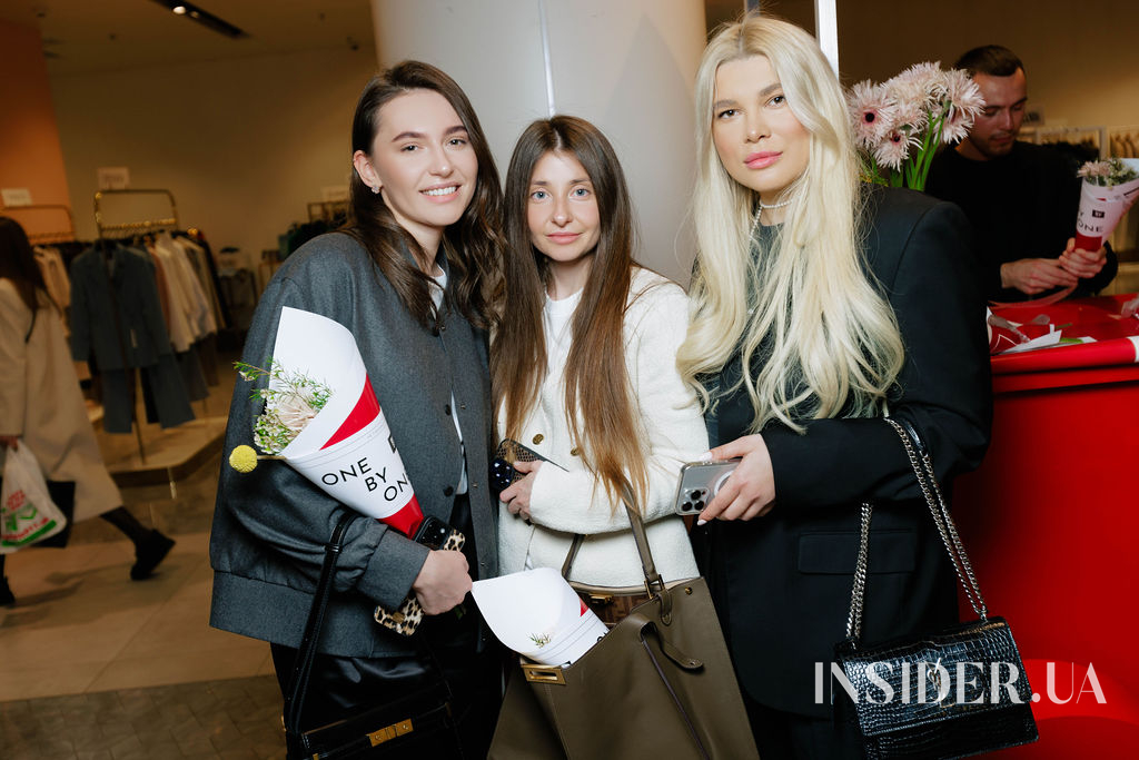 Презентація One By One та ELLE Business у київському ЦУМі