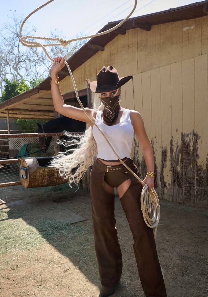 Модный тренд: как Бейонсе носит ковбойский стиль