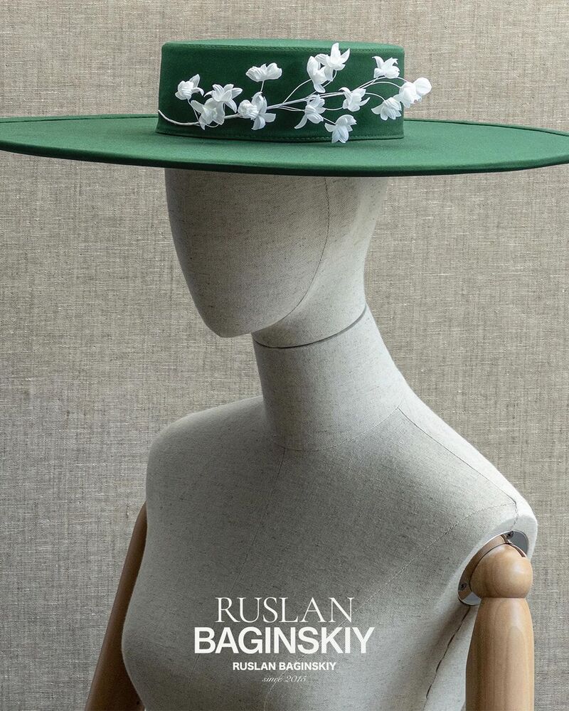 Руслан Багинский создал шляпы для королевы Камиллы и Кейт Миддлтон