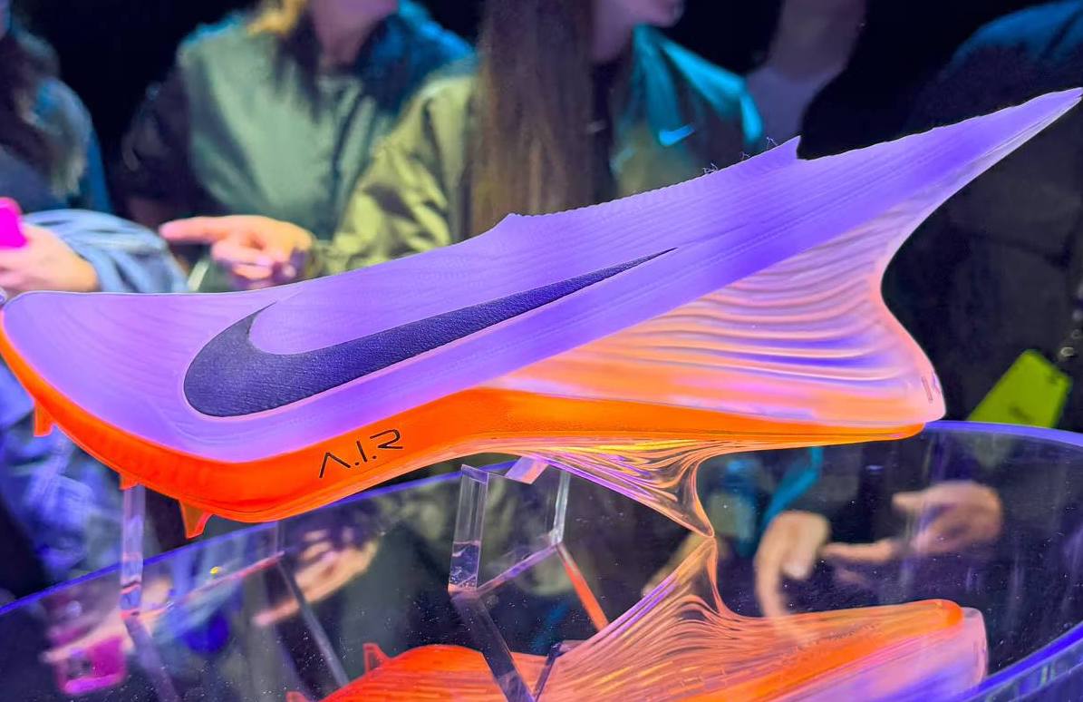 Nike представил кроссовки для олимпийцев, созданные Искусственным интеллектом