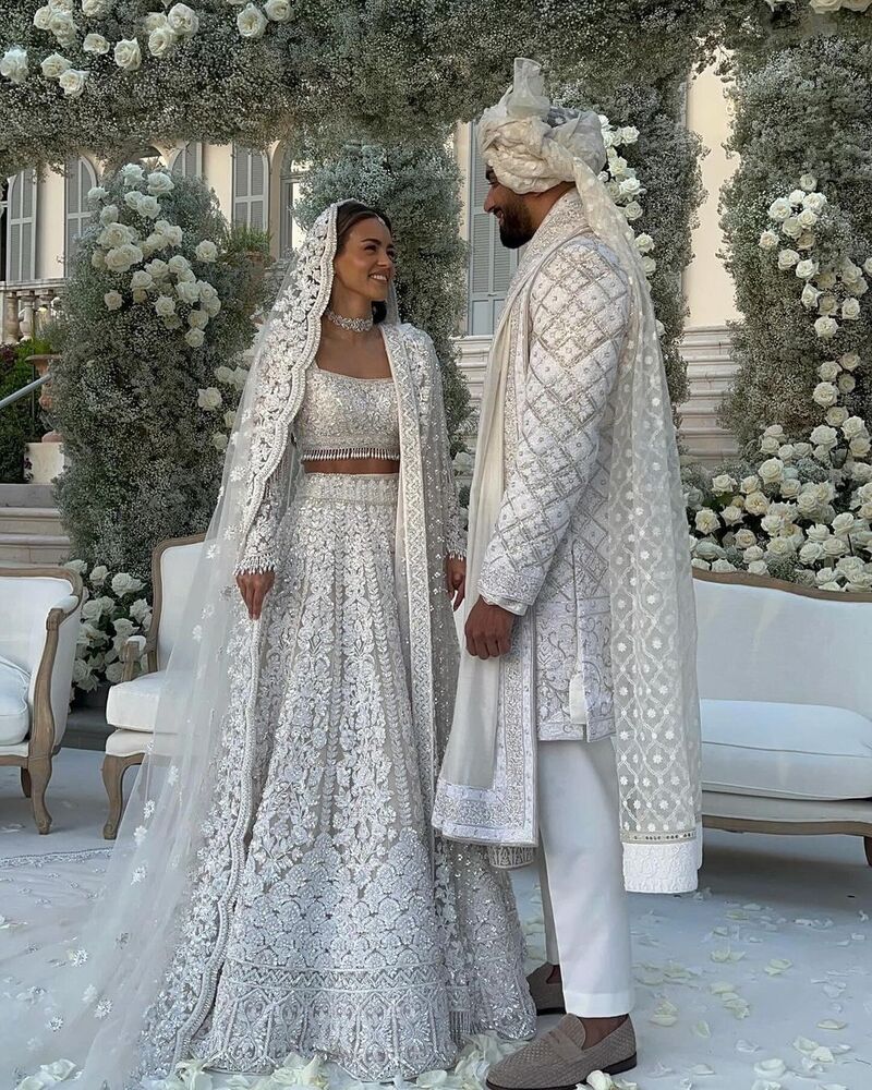 Французская Ривьера и звездные гости: как прошла свадьба индийского миллиардера
