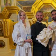 Влада Седан показала кадри з хрещення молодшої доньки 