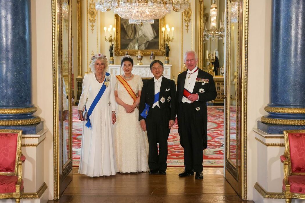 Император Японии прибыл в Лондон: торжественная встреча с королем и пышный пир в Букингеме