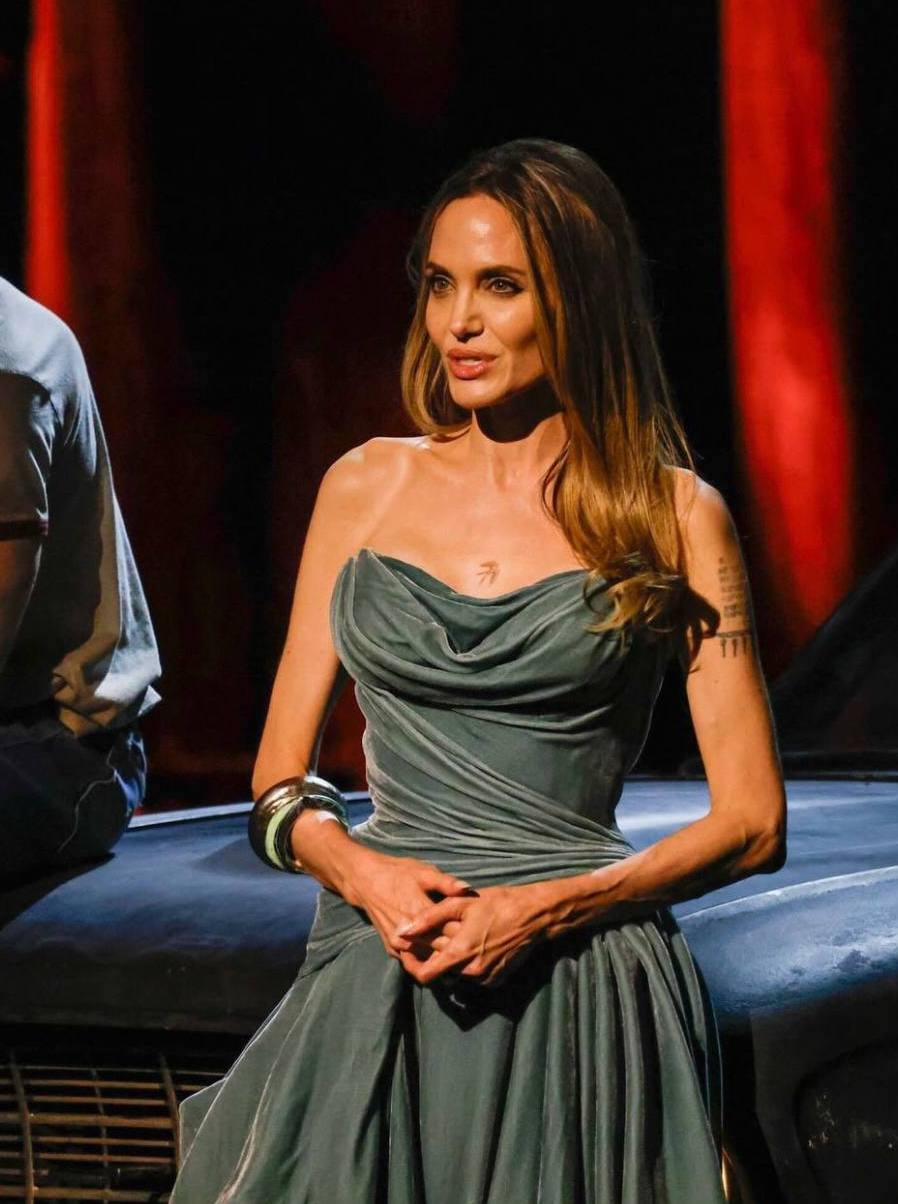 Анджеліна Джолі із донькою стали тріумфаторками премії Tony