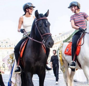 Епатажний Джаред Лето, Хадід і Дженнер на конях: як минув Vogue World у Парижі