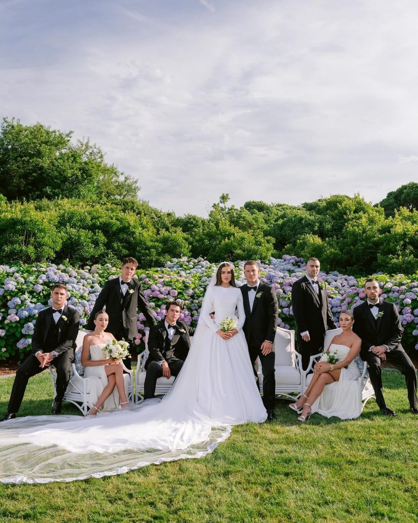 Пара тижня: фотозвіт із весілля моделі Олівії Калпо та футболіста Крістіана Маккафрі
