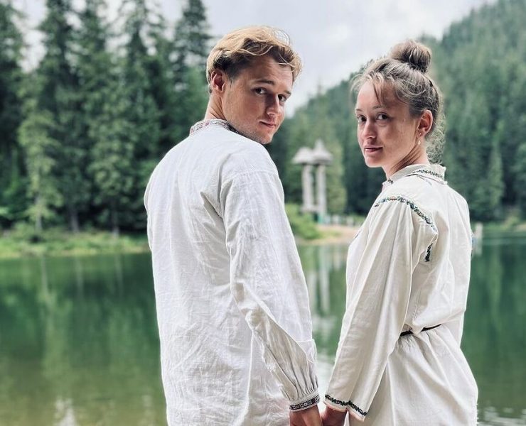 Зірка «Перших ластівок» Олег Гоцуляк освідчився своїй коханій на весіллі друзів