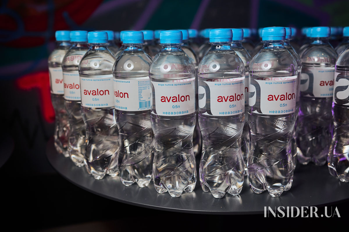 Анна Трінчер та інші зіркові гості на прем’єрі фільму «Ворон» у Києві