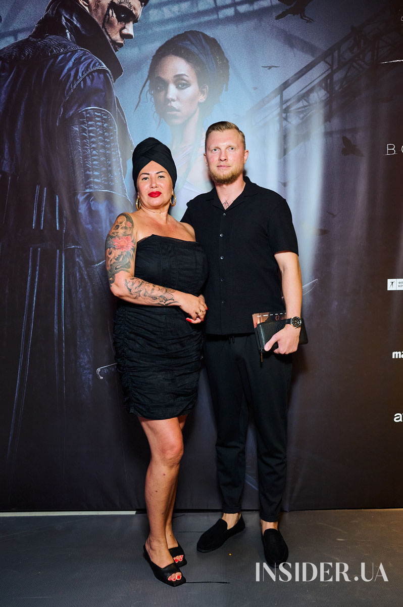 Анна Трінчер та інші зіркові гості на прем’єрі фільму «Ворон» у Києві