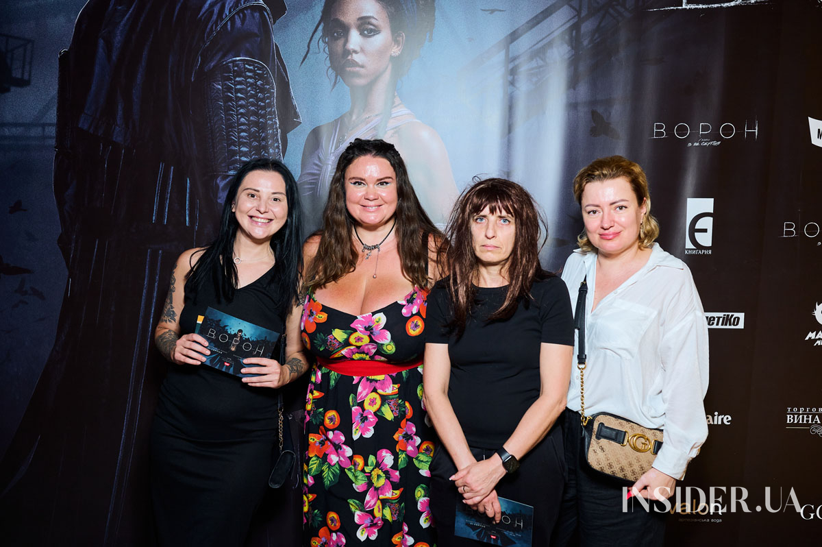Анна Трінчер та інші зіркові гості на прем’єрі фільму «Ворон» у Києві