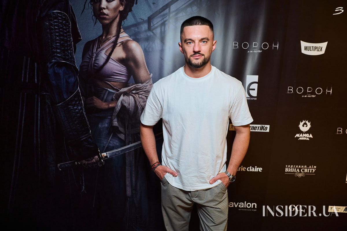 Анна Трінчер та інші зіркові гості на прем’єрі фільму «Ворон» у Києві