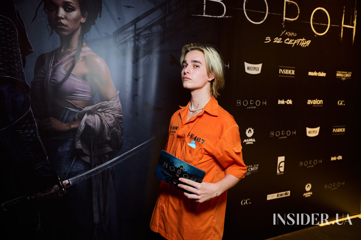 Анна Трінчер та інші зіркові гості на прем’єрі фільму «Ворон» у Києві