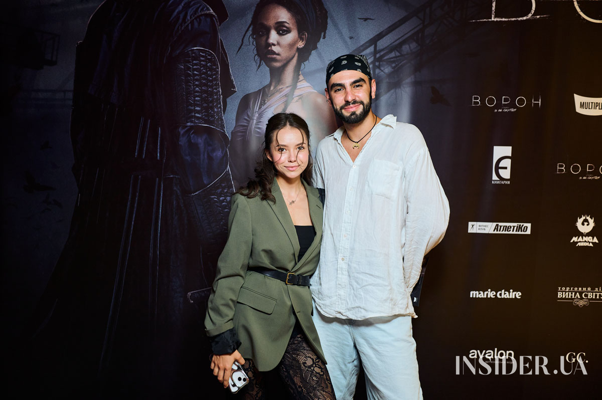 Анна Трінчер та інші зіркові гості на прем’єрі фільму «Ворон» у Києві