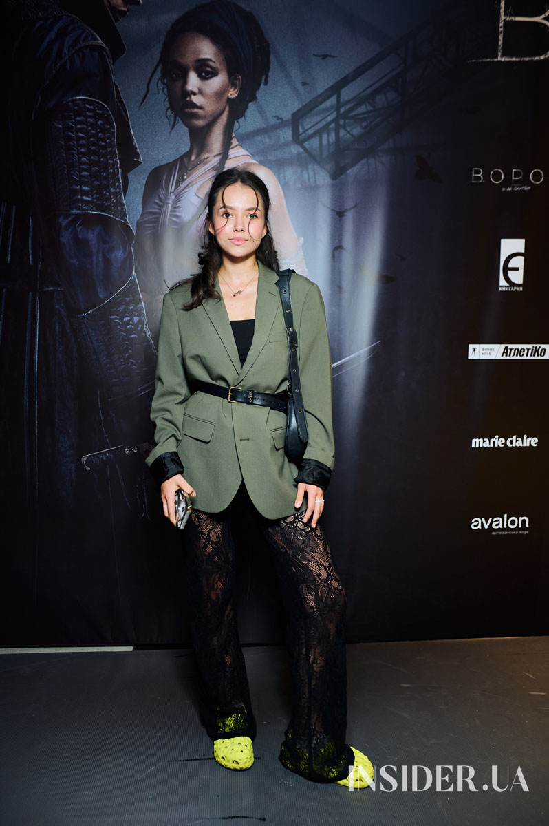 Анна Трінчер та інші зіркові гості на прем’єрі фільму «Ворон» у Києві