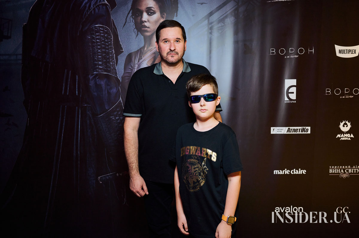 Анна Трінчер та інші зіркові гості на прем’єрі фільму «Ворон» у Києві