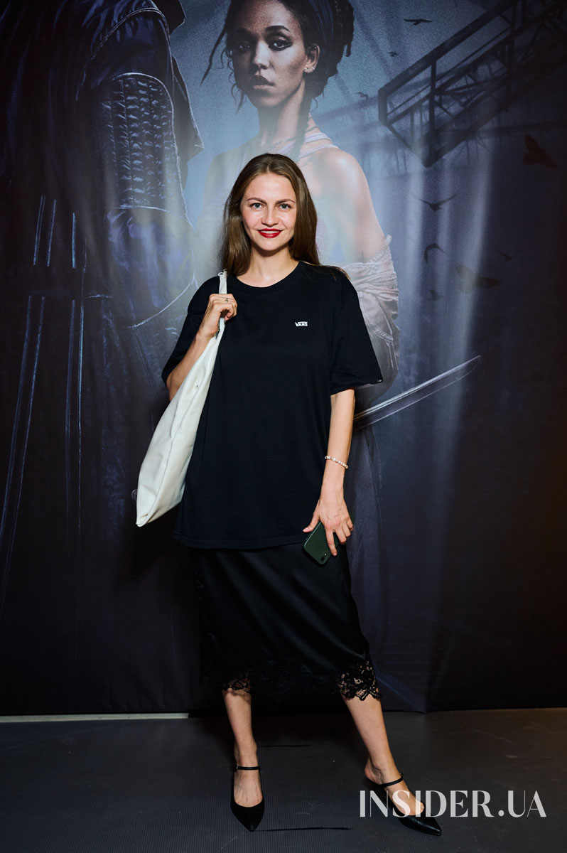 Анна Трінчер та інші зіркові гості на прем’єрі фільму «Ворон» у Києві