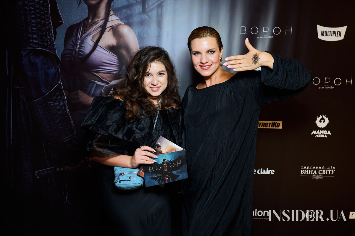 Анна Трінчер та інші зіркові гості на прем’єрі фільму «Ворон» у Києві