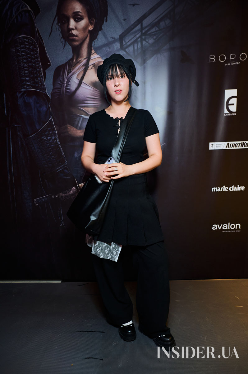 Анна Трінчер та інші зіркові гості на прем’єрі фільму «Ворон» у Києві