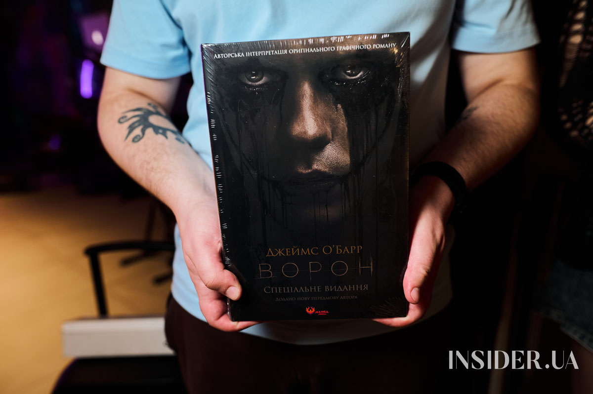 Анна Трінчер та інші зіркові гості на прем’єрі фільму «Ворон» у Києві