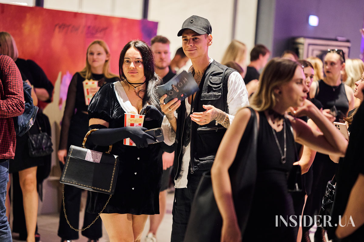 Анна Трінчер та інші зіркові гості на прем’єрі фільму «Ворон» у Києві