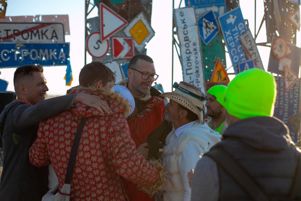 Манифест несокрушимости: военный DJ Tapolsky выступил на Burning Man – 2024