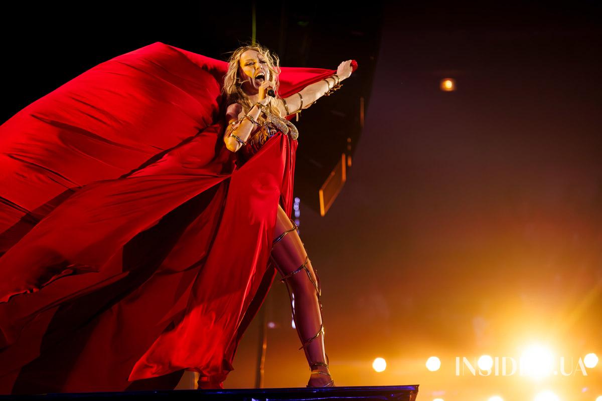 Багато емоцій і драйву: як відбувся великий концерт Олі Полякової у Палаці Спорту