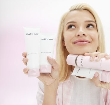 Почніть правильно з Mary Kay: догляд за молодою шкірою та збереження її здоров&#8217;я в будь-якому віці