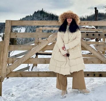 Карпаты, альпаки, собаки: как Джамала отдыхает в горах