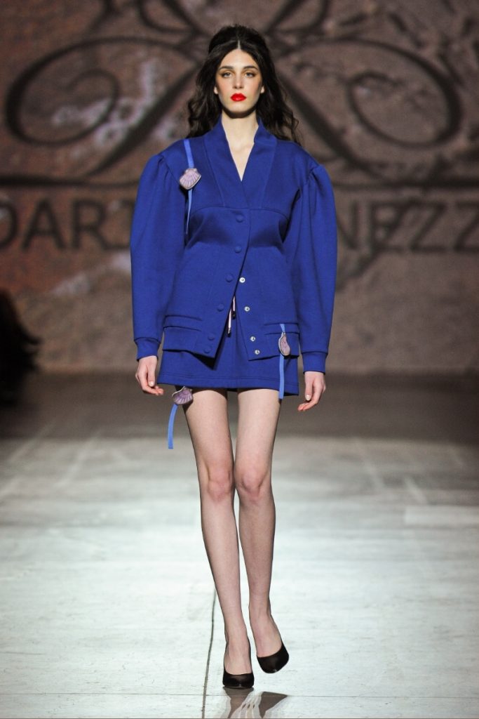 UFW FW&#8217;25/26: символизм и морская тематика в коллекции DARJA DONEZZ