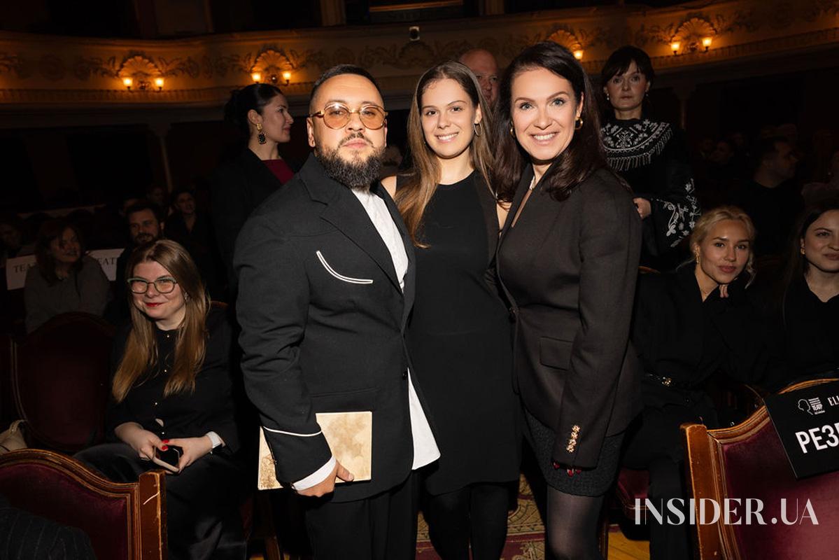 Monatik, Даша Астаф’єва та інші герої поетичної ночі від ELLE у театрі ім. Лесі Українки