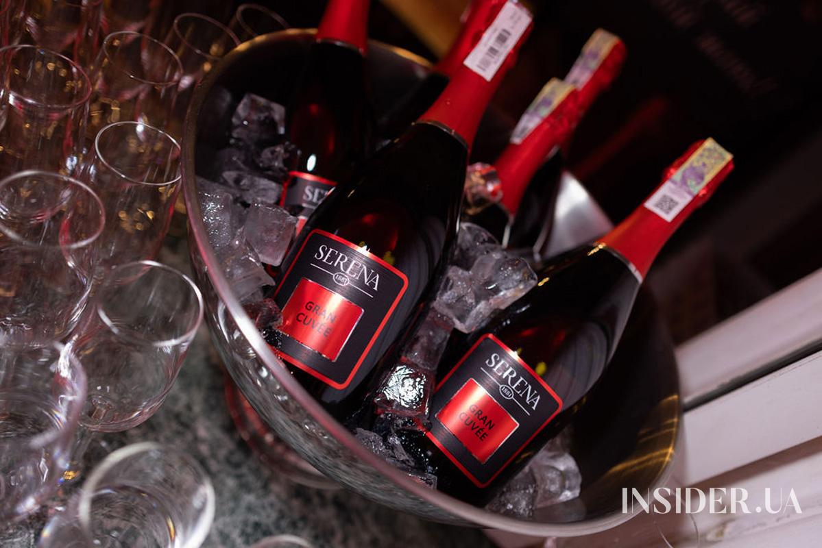 Monatik, Даша Астаф’єва та інші герої поетичної ночі від ELLE у театрі ім. Лесі Українки