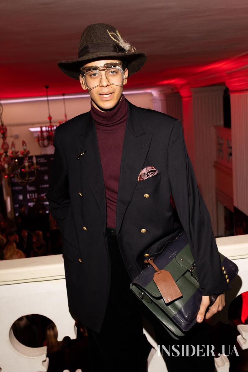 Monatik, Даша Астаф’єва та інші герої поетичної ночі від ELLE у театрі ім. Лесі Українки