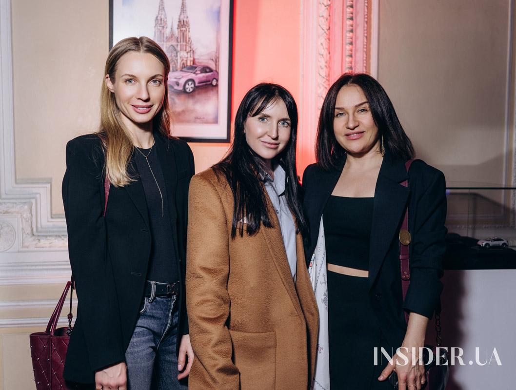 «Заговори, щоб я тебе побачив»: Вікторія Кагаловська презентувала персональну виставку