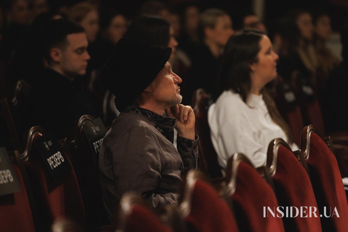 Monatik, Даша Астаф’єва та інші герої поетичної ночі від ELLE у театрі ім. Лесі Українки