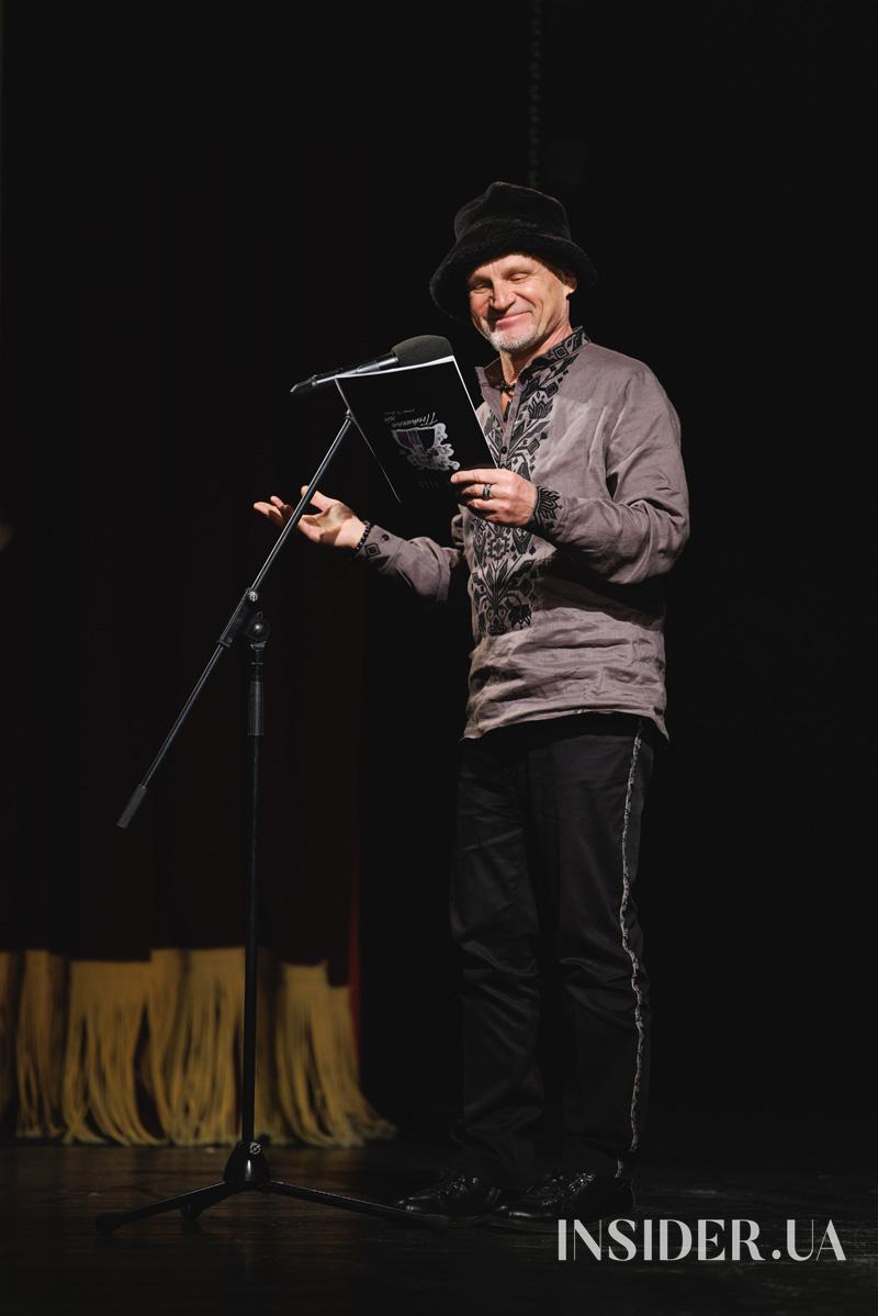 Monatik, Даша Астаф’єва та інші герої поетичної ночі від ELLE у театрі ім. Лесі Українки