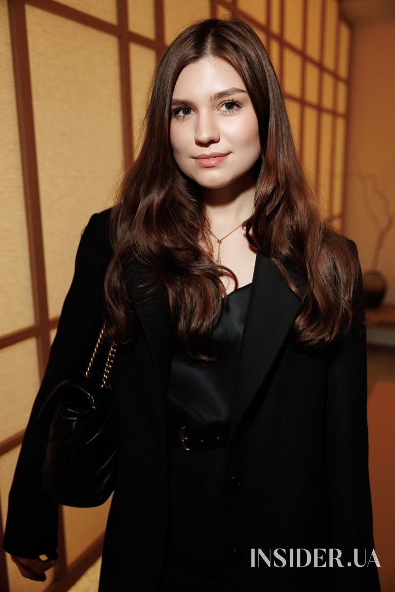 Олена Тополя, Настя Цимбалару та інші гості закритої вечірки бренду ELEMIS