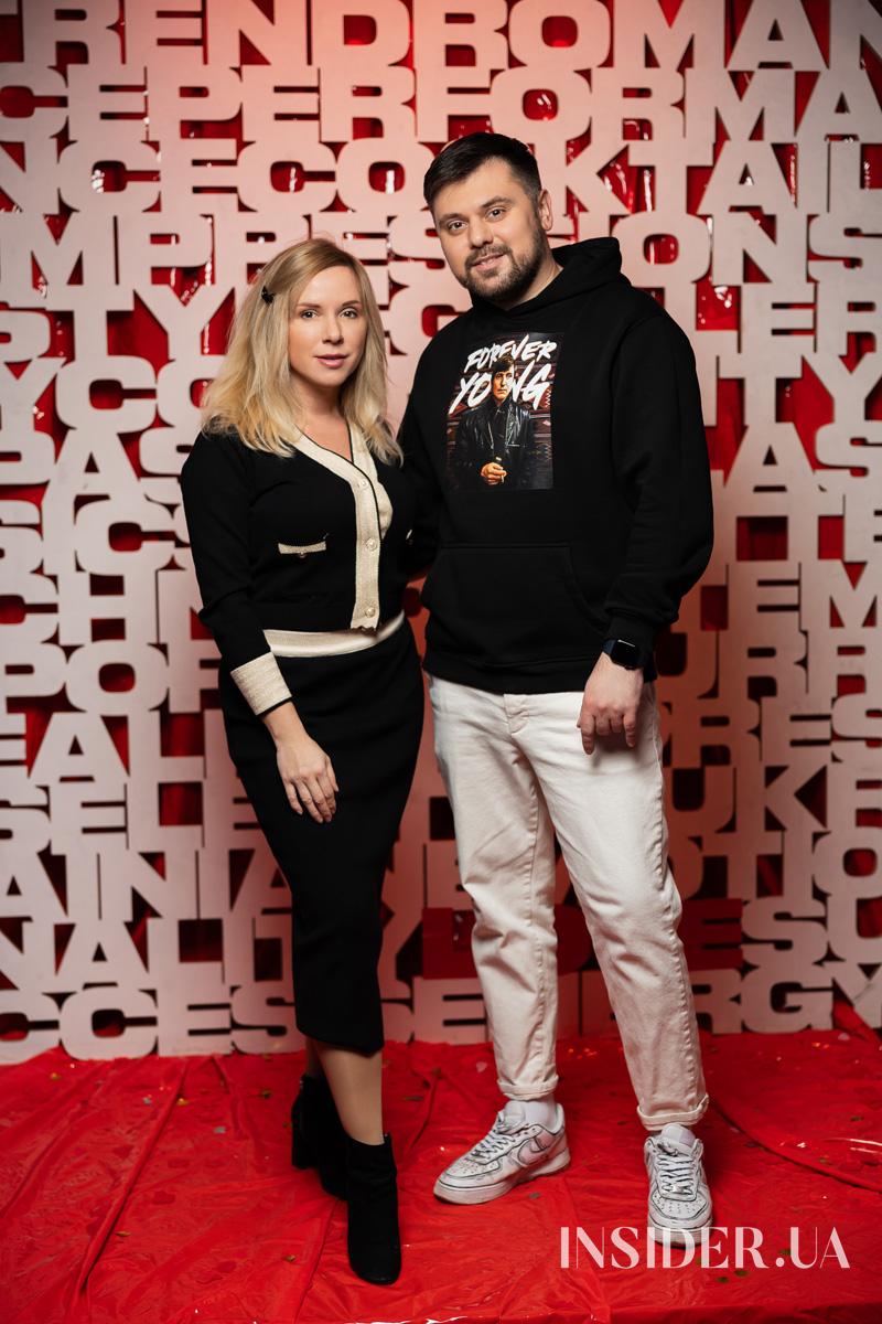 Оля Цибульська представила свою дебютну книжку